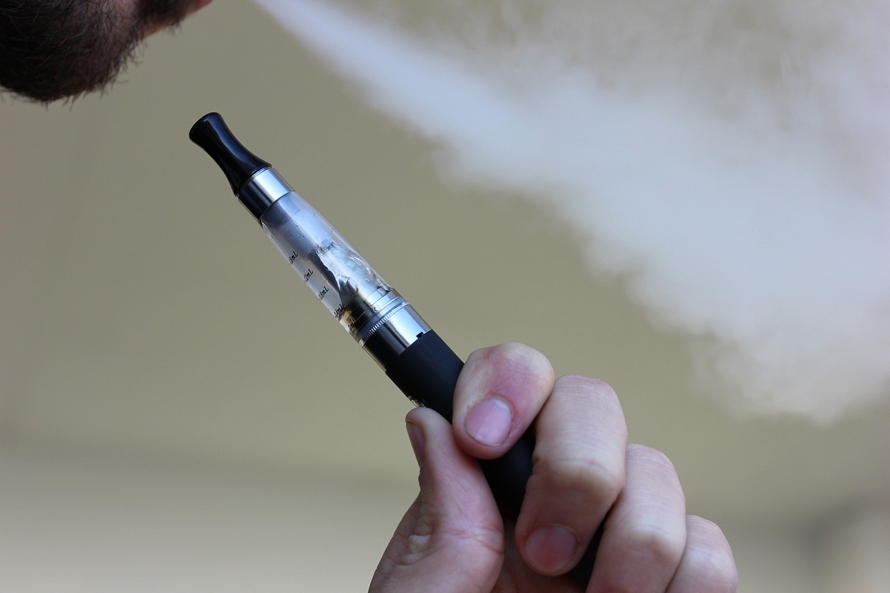 L'ego stardust, l'un des premiers modèles de cigarette électronique.